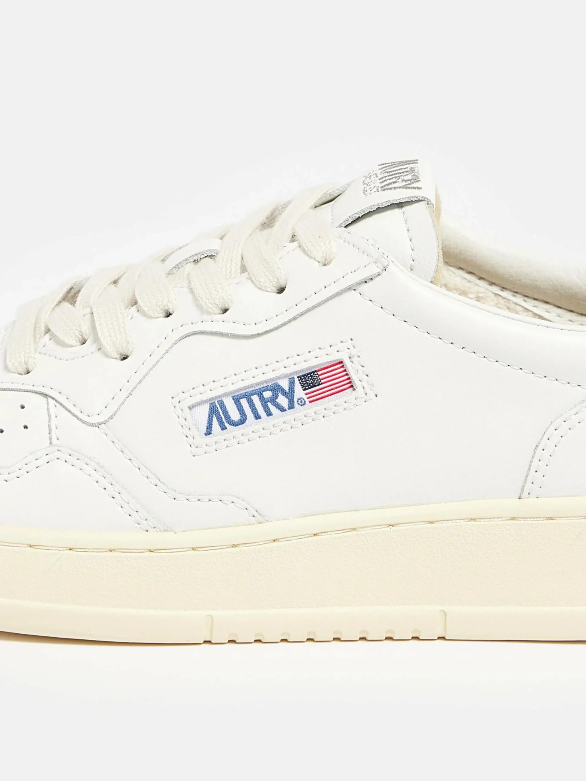 Autry Medalist Low Voor Vrouwen Hot