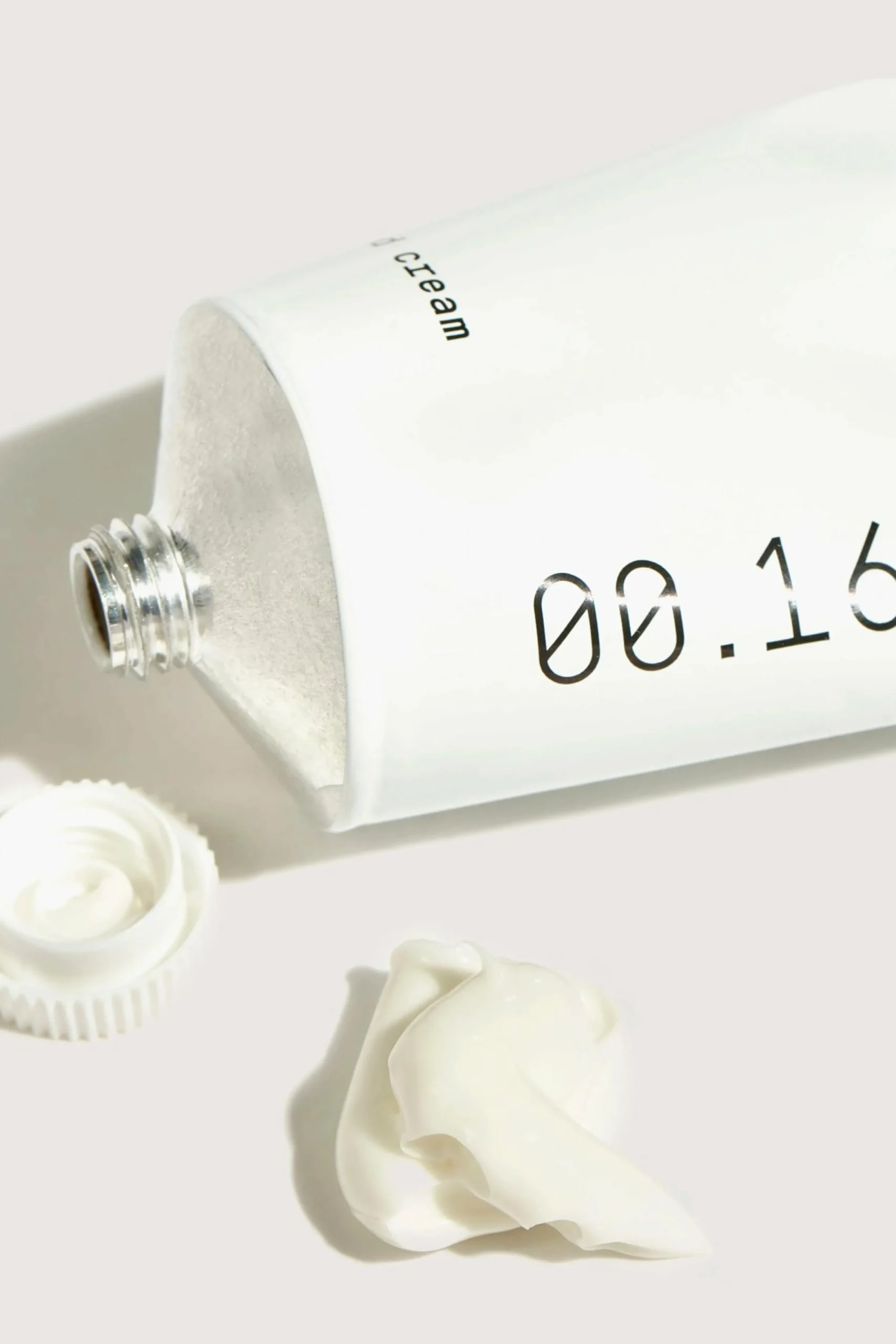 Mid.night cosmetics MID/NIGHT 00.00 Handcrème 00.16 Discount